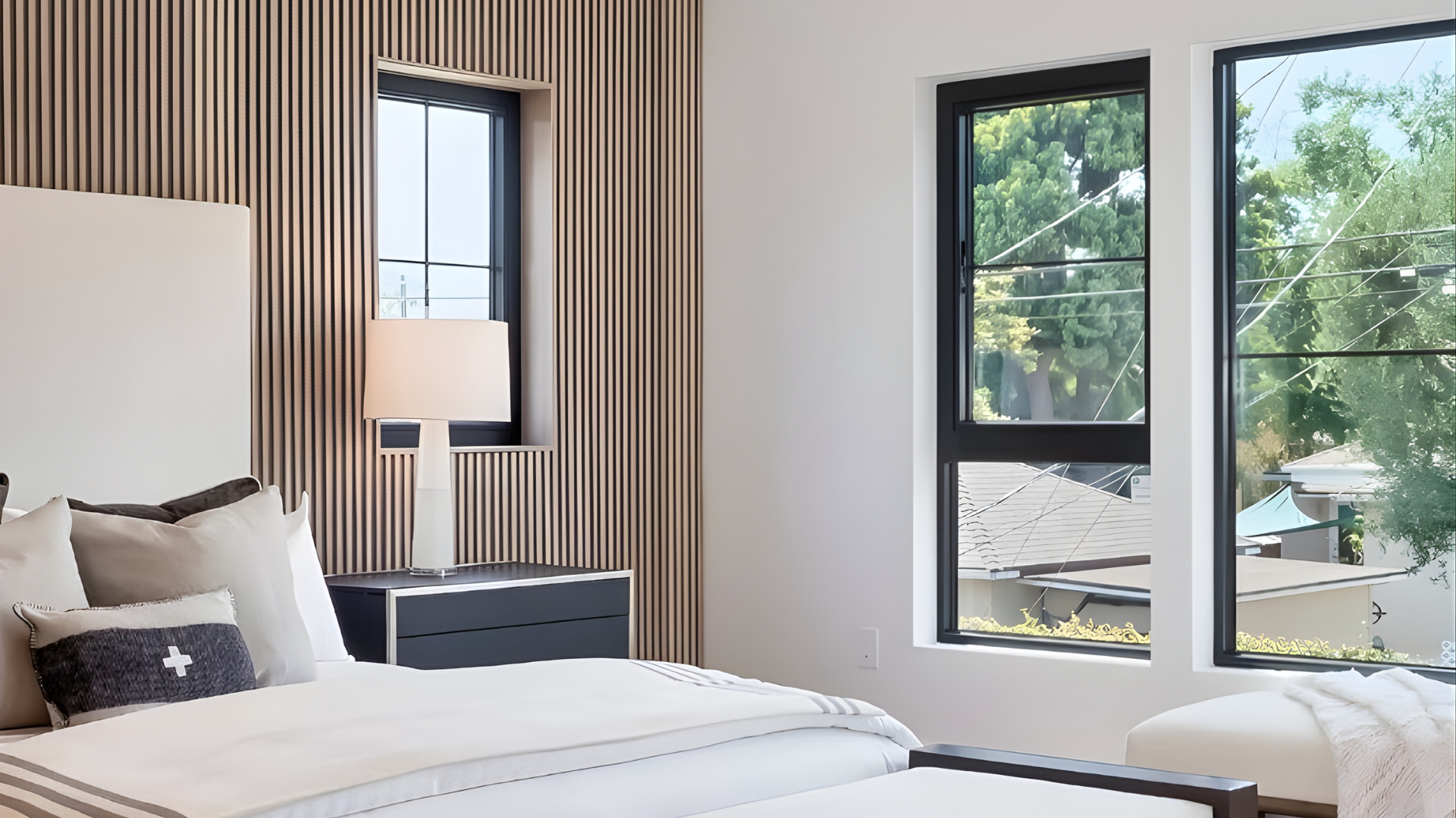 VLX 500 Single & Double Hung Window in Palmetto Bay, FL | TruePane Windows & Doors - detail 4